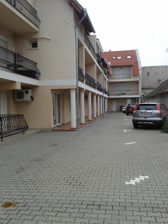 Kotany Apartman Harkány Eksteriør billede